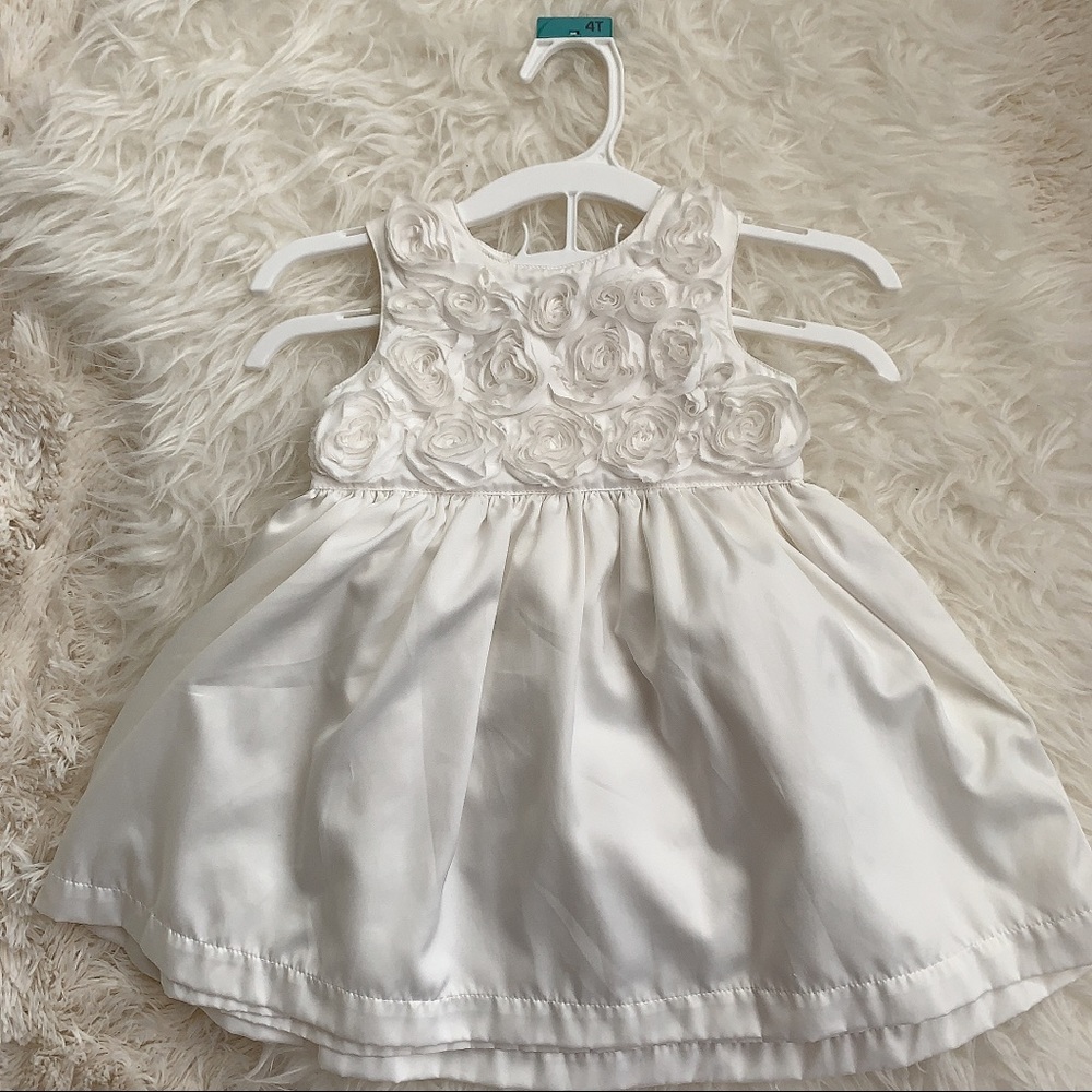 Carter’s white dress